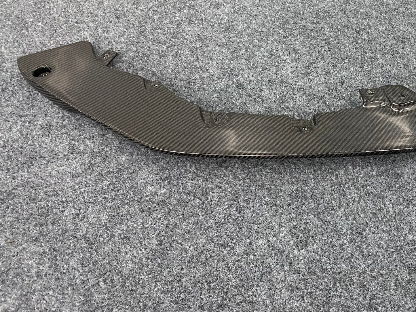 CS 1:1 CARBON FIBER FRONT LIP - BMW F80 M3 & F82/F83 M4