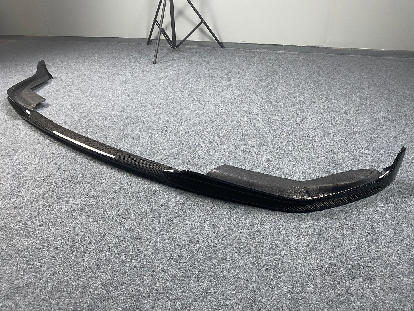 MP STYLE CARBON FIBER FRONT LIP - BMW G20 3 SERIES