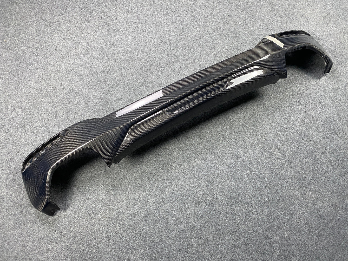 F2D STYLE CARBON FIBER REAR DIFFUSER - BMW G30 5 SERIES