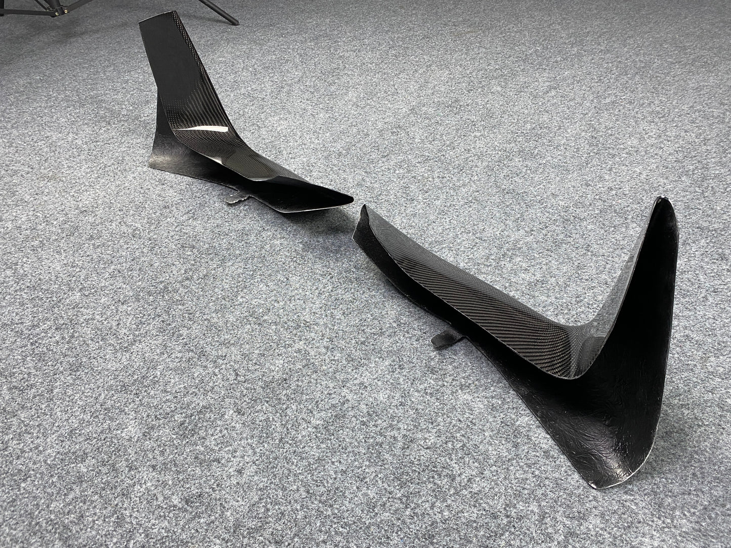 MP STYLE CARBON FIBER FRONT LIP - BMW F80 M3 & F82/F83 M4
