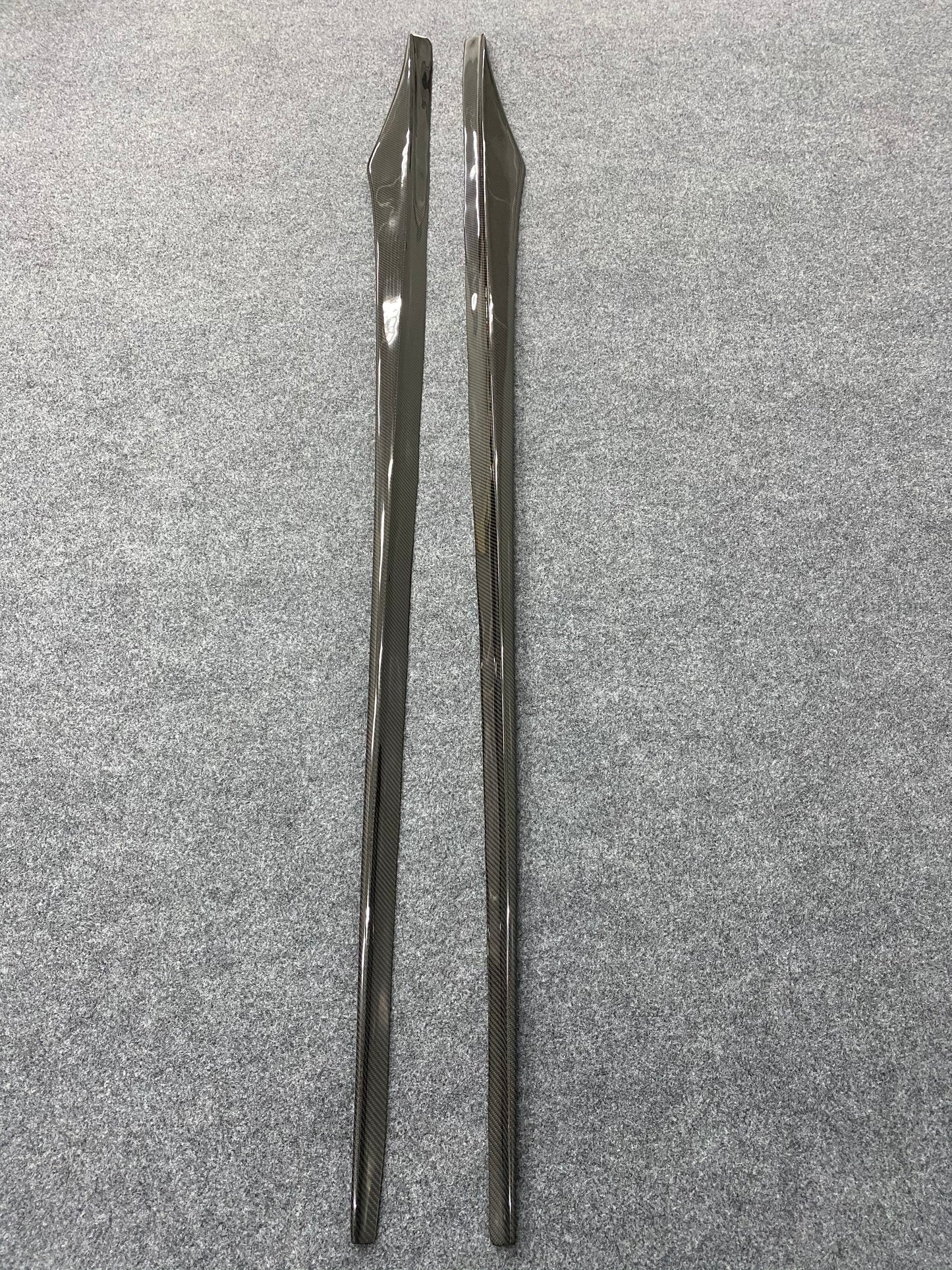 V STYLE CARBON FIBER SIDE SKIRTS - BMW F06 / F12 / F13 M6 & 6 SERIES