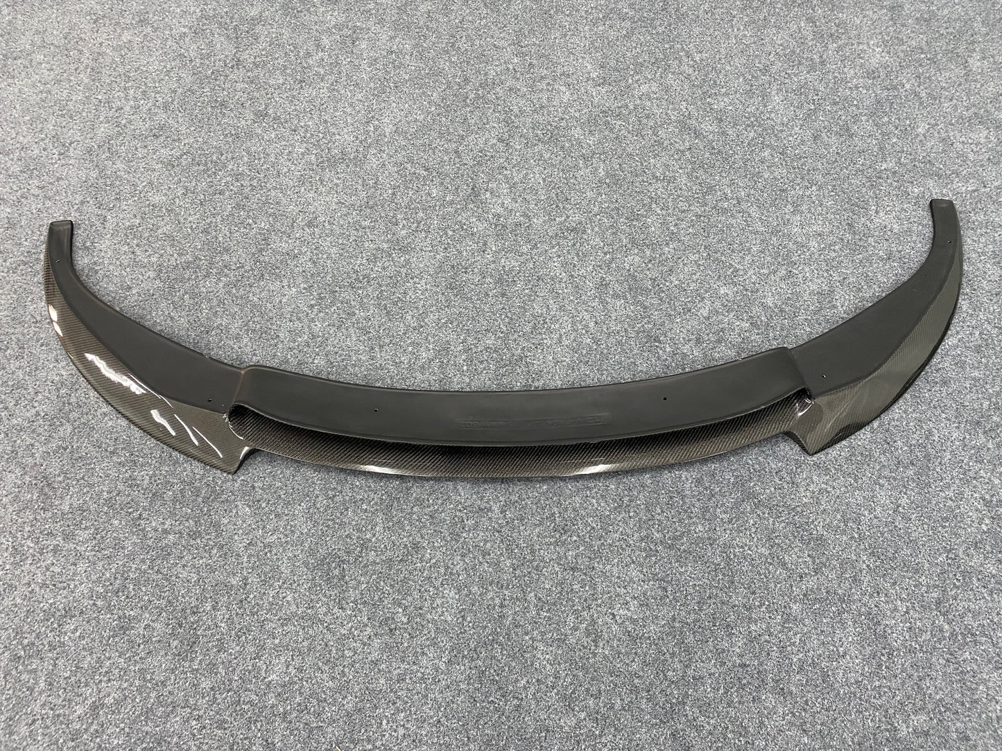 V STYLE CARBON FIBER FRONT LIP - BMW F06 / F12 / F13 M6